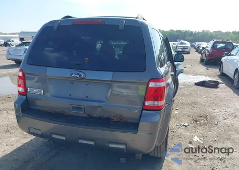 2012 Ford Escape Xlt z USA, uszkodzony, nr VIN 1FMCU0D77CKC15033